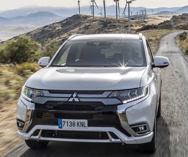 Exterior del Mitsubishi Outlander de 7 Plazas